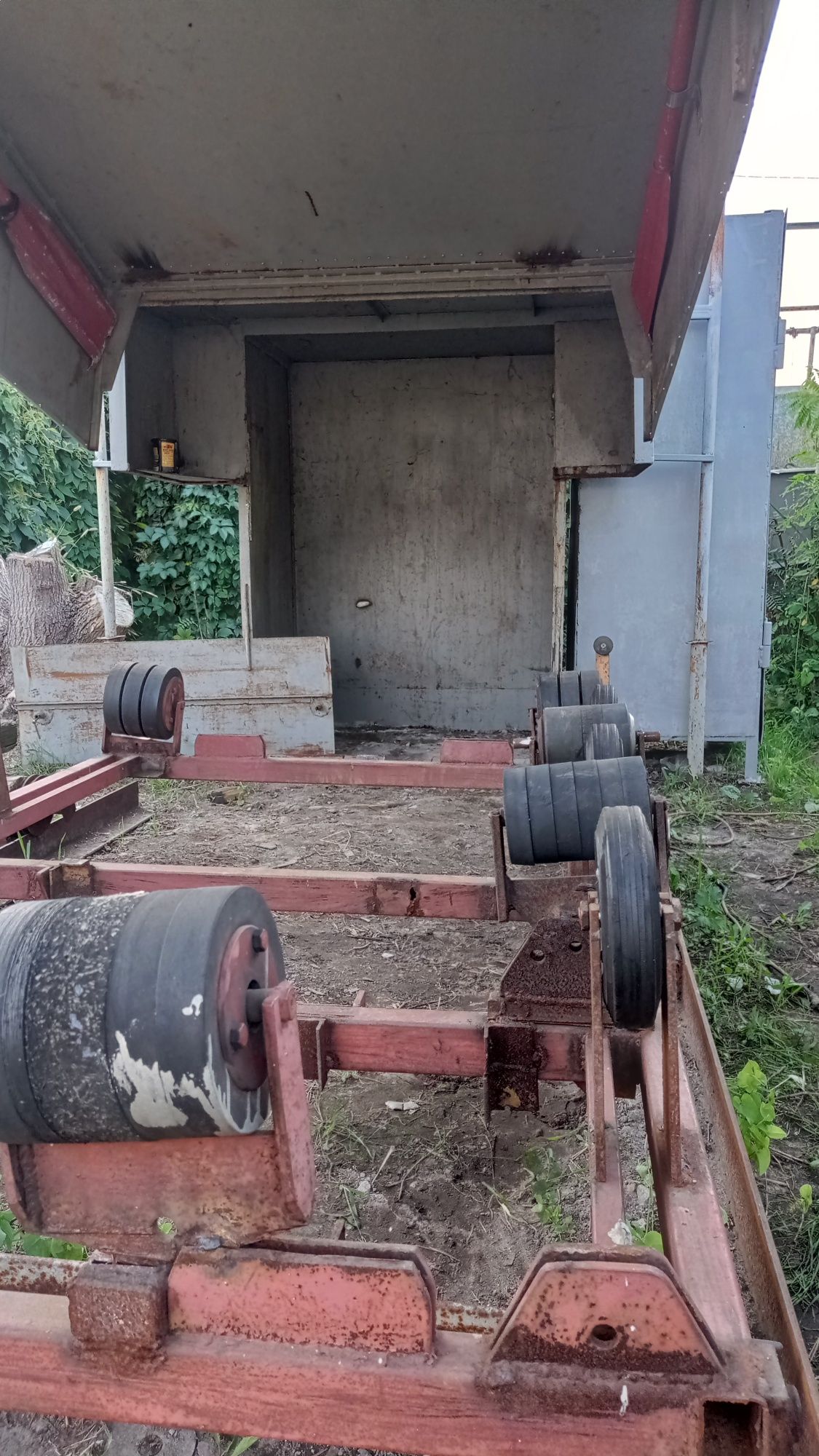 Гараж для човна. Човновий причал Буревісник.