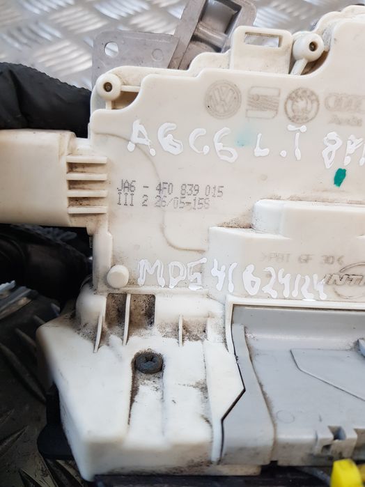 Zamek Drzwi Lewy Tył 8Pin 4F0839015 Audi A6 C6 Eu