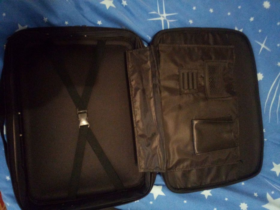 Продам кожну сумку підходе під ноут та планшет