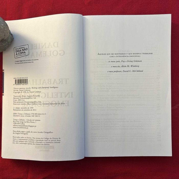 Trabalhar com Inteligência Emocional Autor: Daniel Goleman