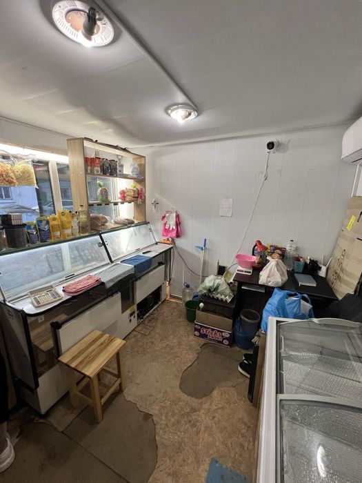 Продуктовий кіоск