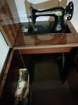 Máquina de costura Singer Antiga