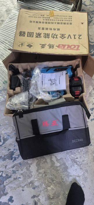 Монтажний пістолет TOUA