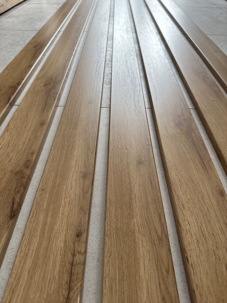 Lamele PREMIUM Deska lamelowa na sciane 80x16 mm KOLOR Dąb WOTAN 7 szt