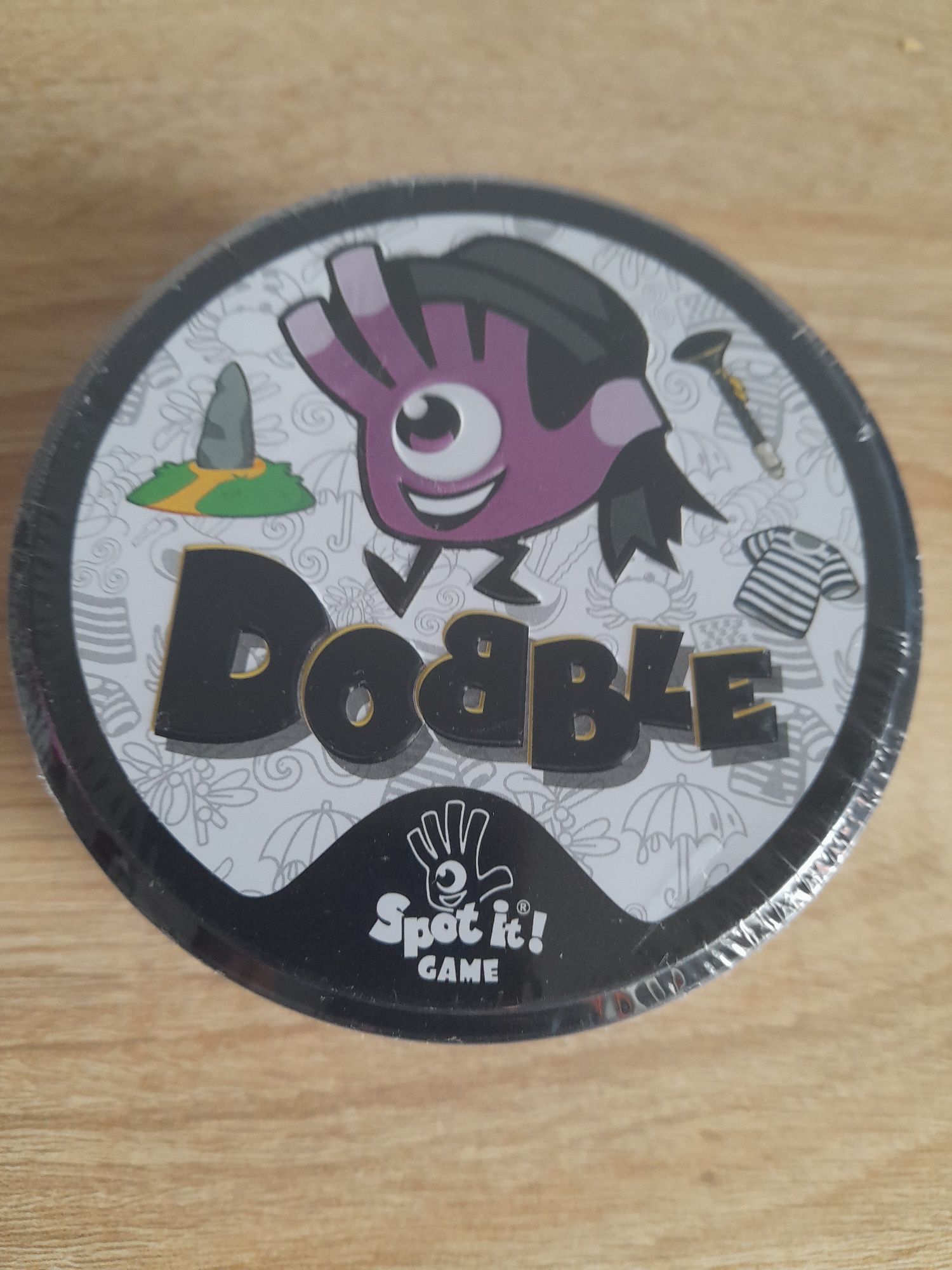 Dobble zafoliowane