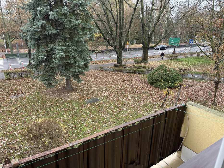 Przytulna kawalerka z balkonem