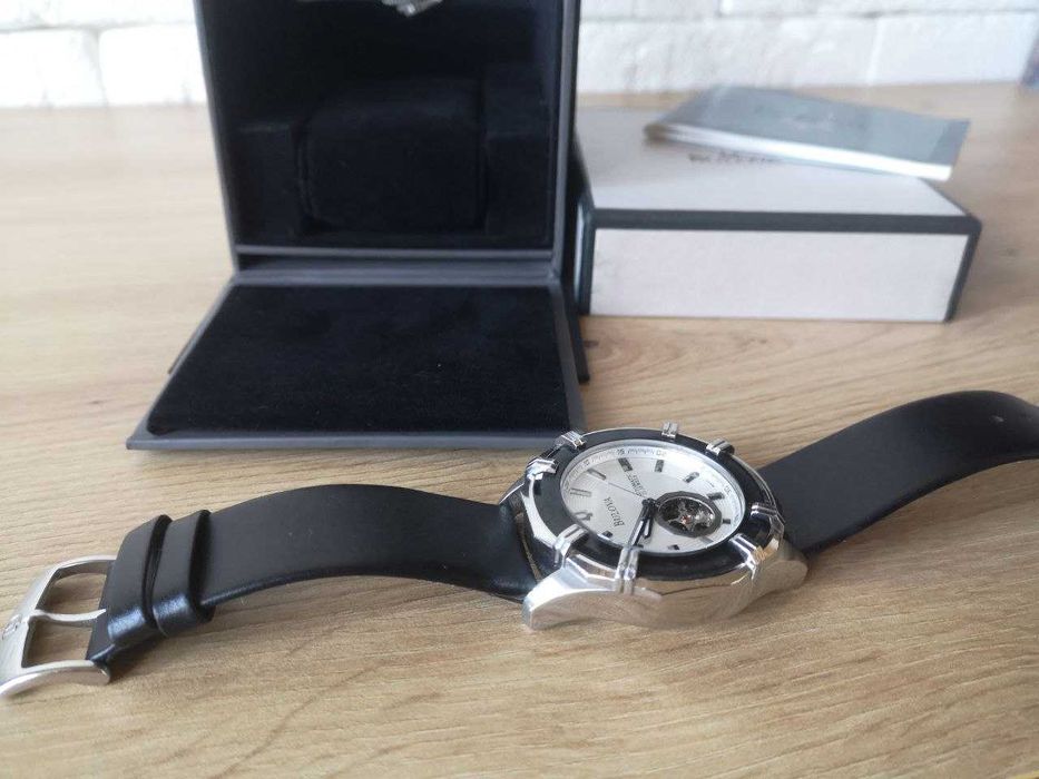 продам годинник BULOVA 96A123