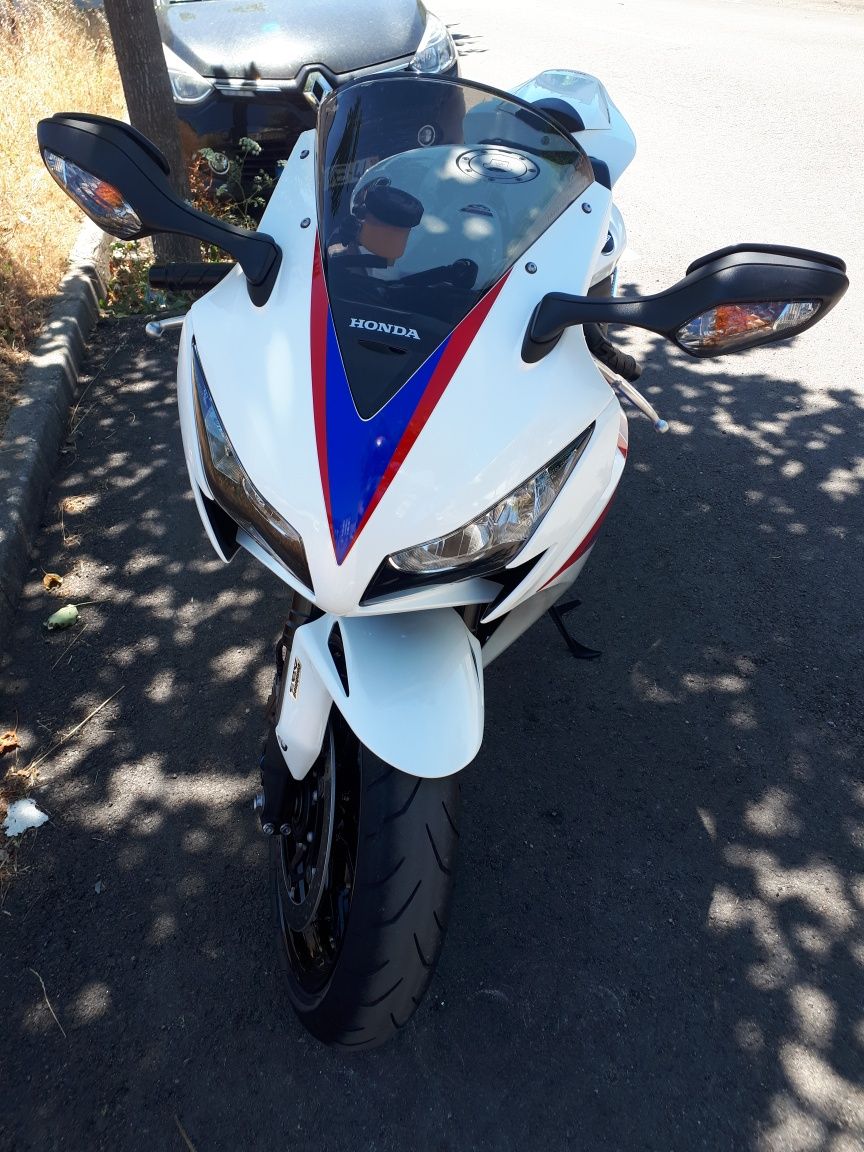 Honda CBR 1000rr HRC Fireblade (ABS) de 2012 (só 2940 km's)