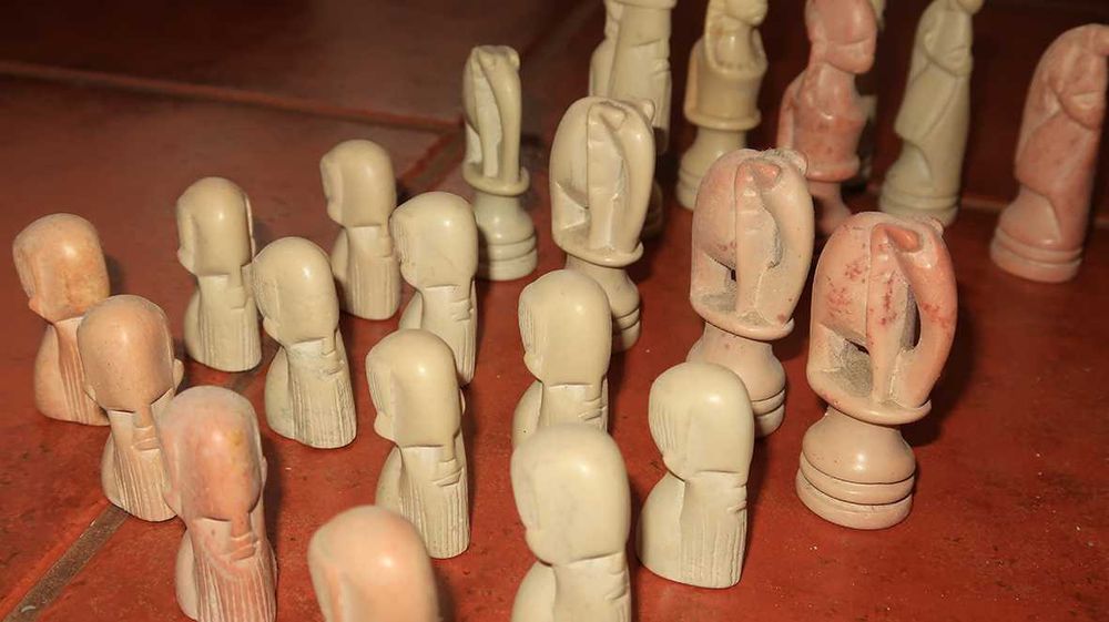 Peças jogo Xadrez pedra