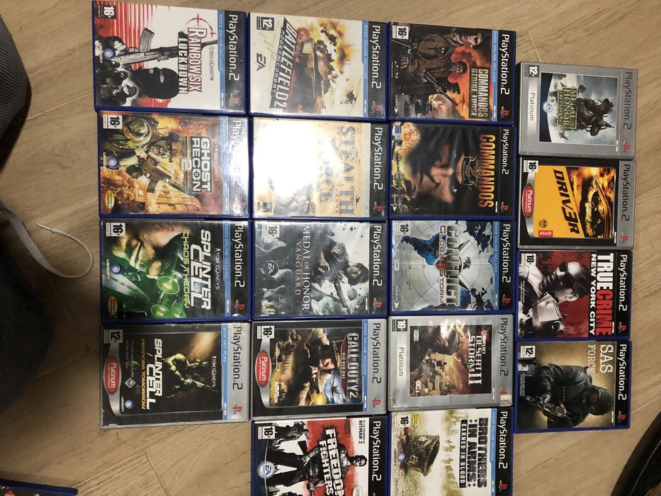 Vendo varios jogos de ps2 (tiro e guerra)