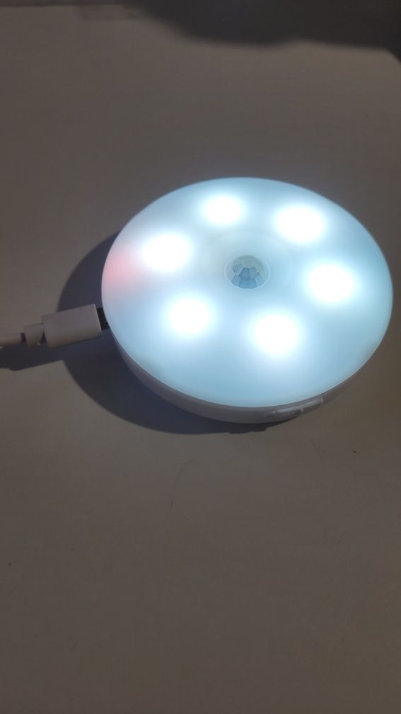 Lampka LED 6 szt magnetyczna z czujnikiem ruchu