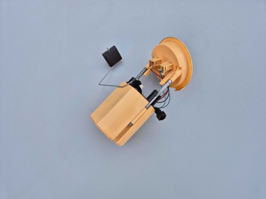 Kompletna Pompa Pompka Paliwa BMW 2.0d N47 E81 E87 E90 E91 E92 E93 Ory