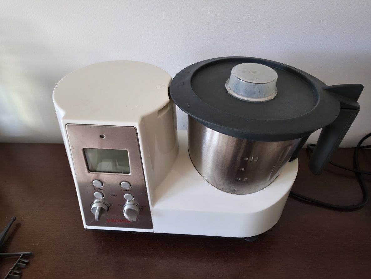 Yammi 1 com caixa e acessórios
