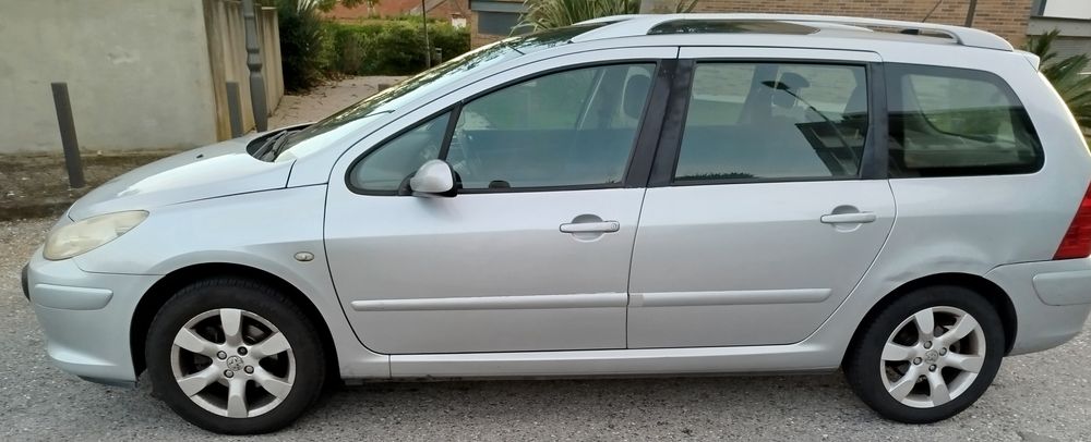 Peugeot 307 SW 1.6HDI Versão de 7LUGARES/2006/Bom estado geral