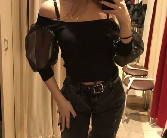 Красивая черная блуза