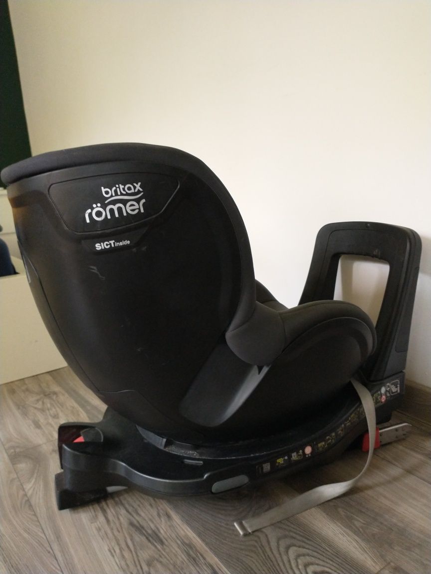 Fotelik britax Romer dualfix M i-size