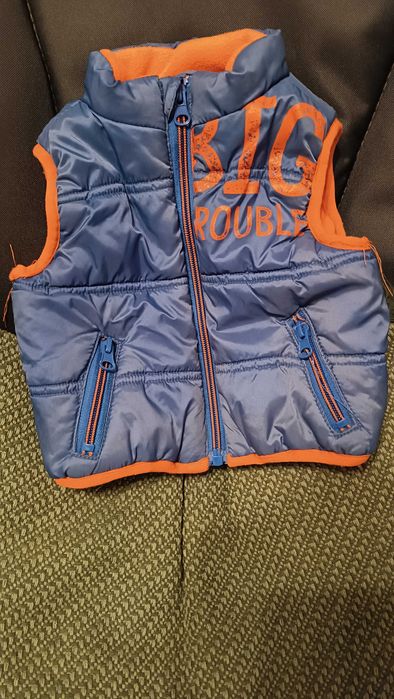 Bezrękawnik ocieplany niemowlęcy chłopięcy rozmiar 68