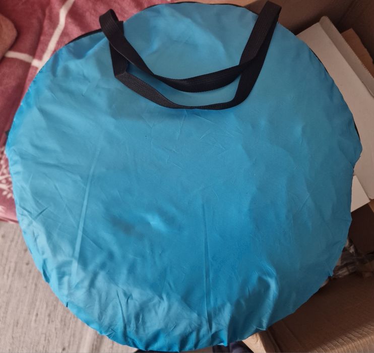 Tenda de praia pequena