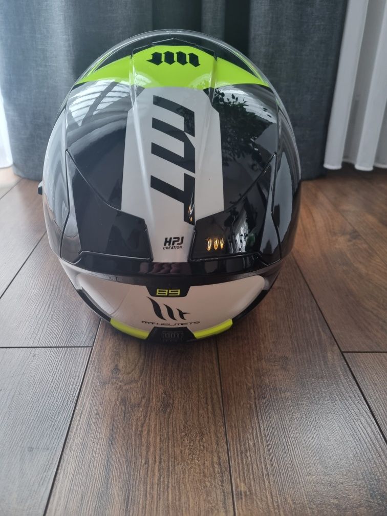 Kask motocyklowy MT HELMEST  BLADE 2 Czarny