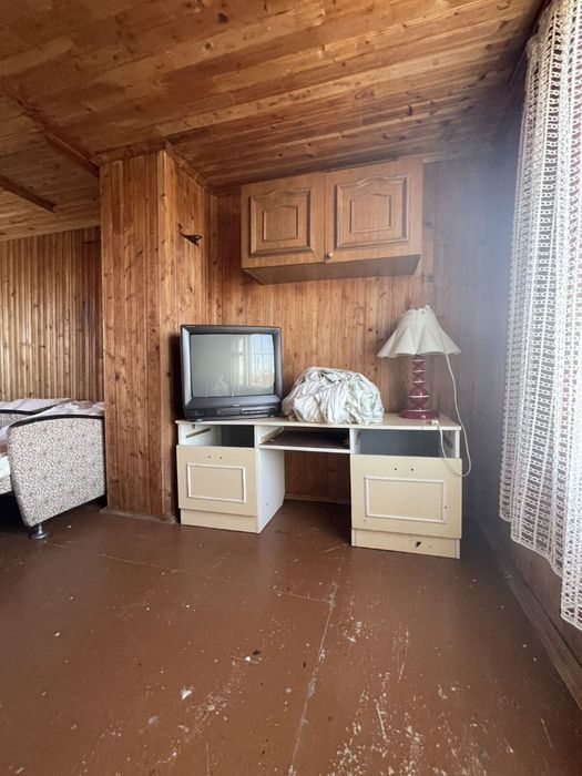 Гарний дачний будинок у Вільску