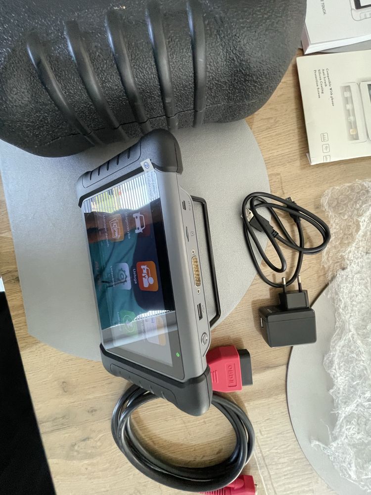 Interfejs diagnostyczny AUTEL MK808
