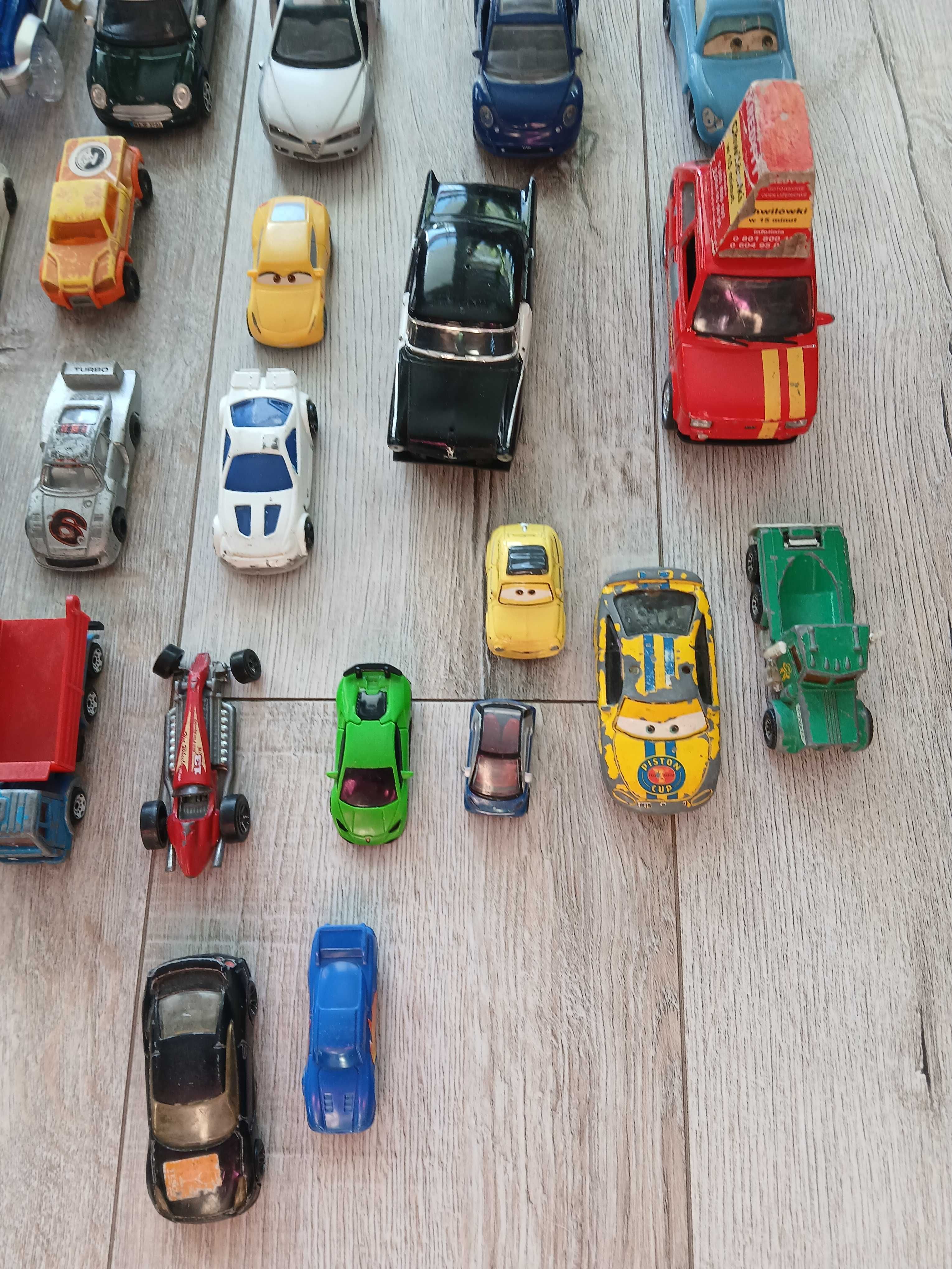 Stare resoraki autka - Hot Wheels, Mini Cooper, Fiat 126p i inne