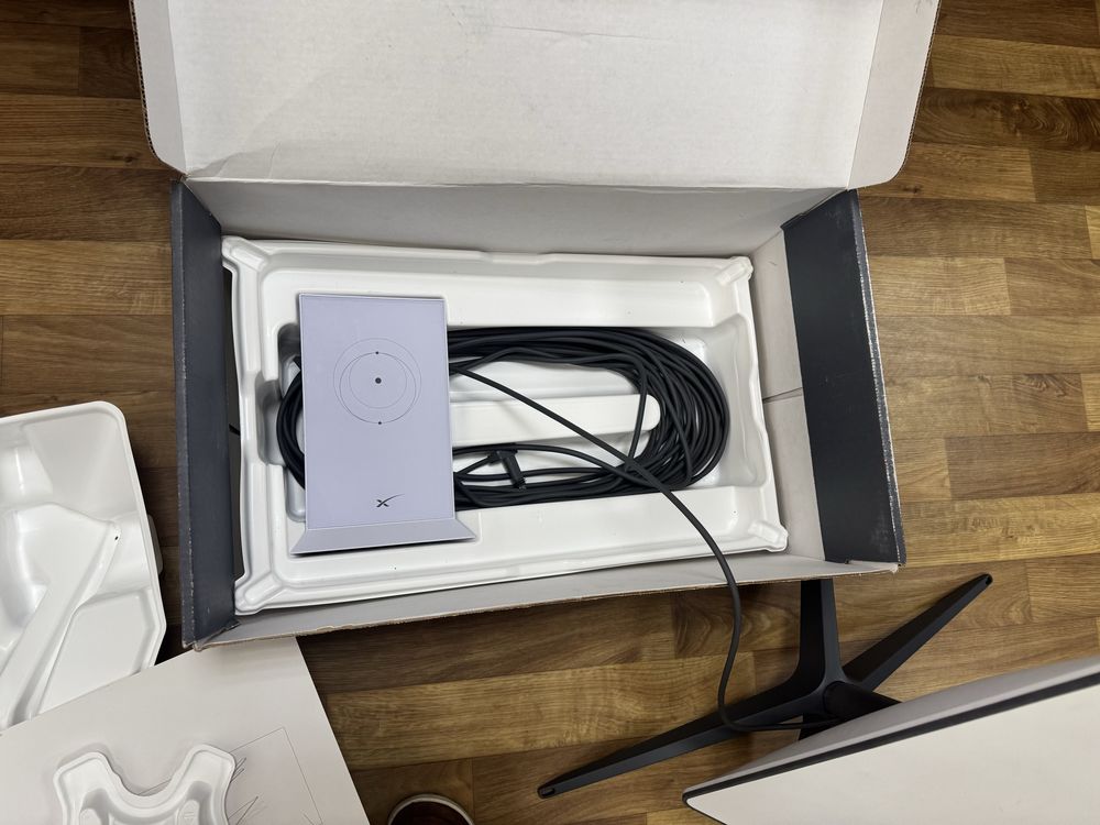 Starlink Internet Kit UTA-212 + UTR-211