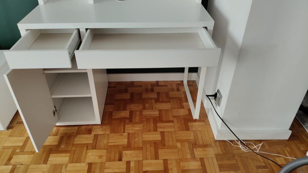 Sprzedam Białe biurko Ikea Micke z Nadstawką!!!