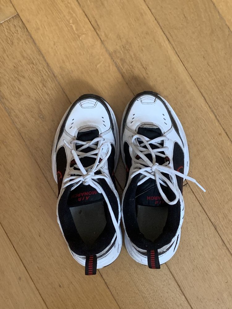 кросівки Nike air monarch