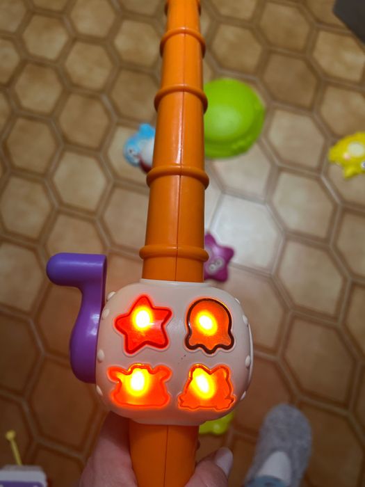 Chicco fit&fun ilha de pesca a funcionar perfeitamente