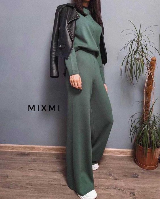 Женский костюм ангора