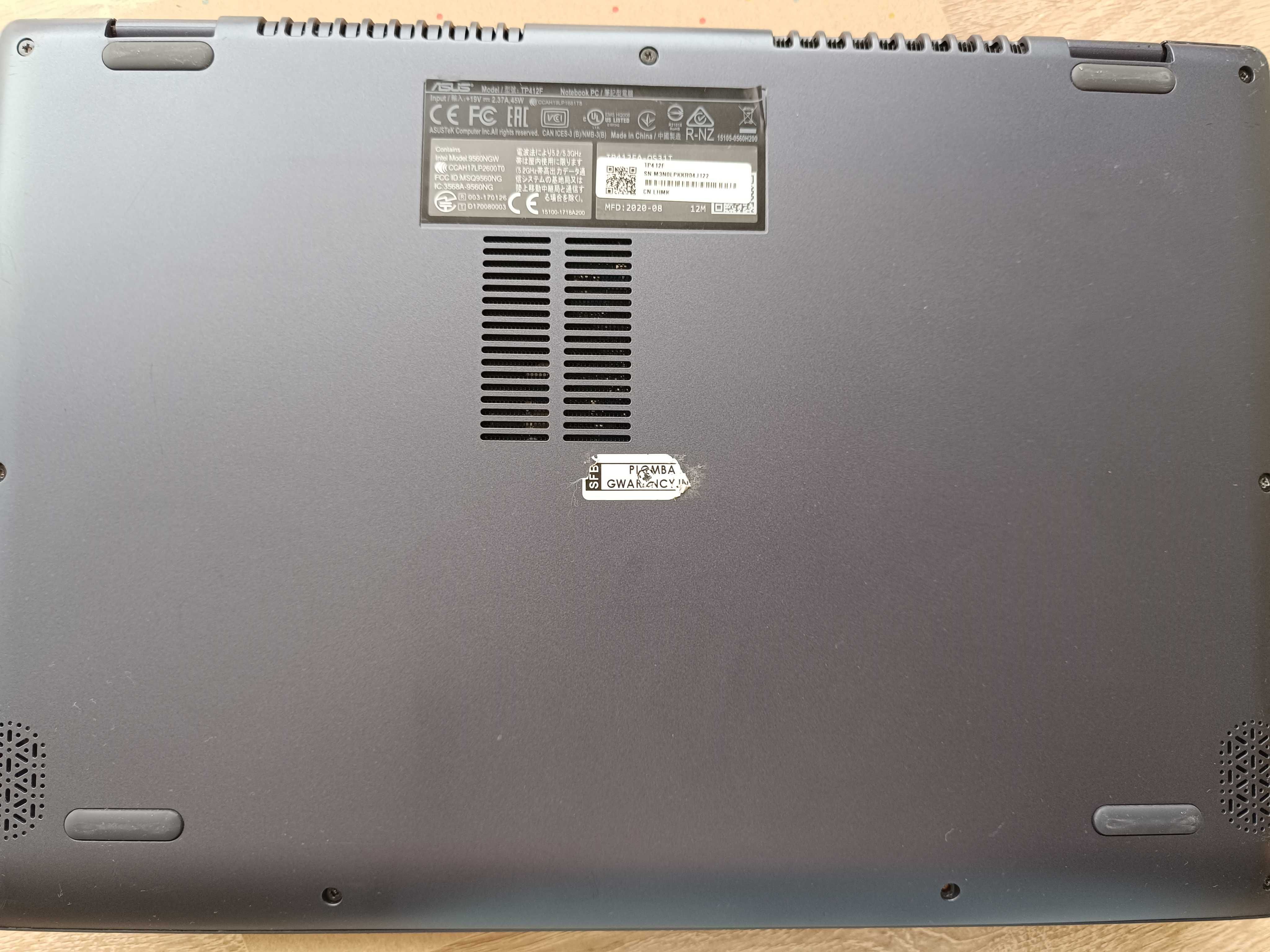 ASUS VivoBook Flip 14 TP412F – i5 / SSD 512 GB / 
dotykowy ekran