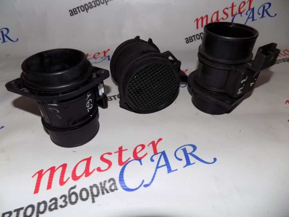 Расходомер воздуха 2.5 Рено Мастер Мовано Трафик 2,0 Кенго 1,5