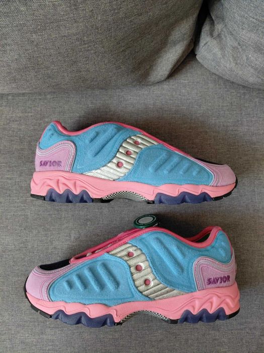 Saucony Matrix Jae Tips No Shoes In The House Blue Pink