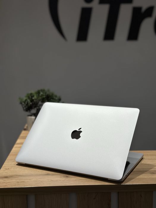 MacBook Pro 13 M1 16/256