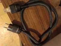 Kabel zasilając hifi