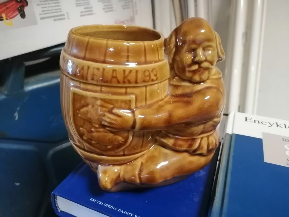 Doniczka z porcelany