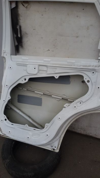 Продам дверь