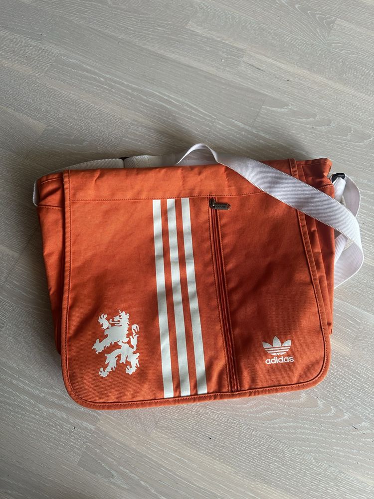 Сумка Adidas нидерланды