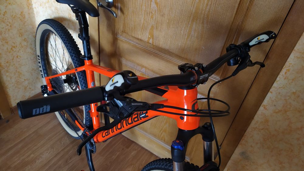 Продам велосн Cannondale Trail, trek, specialized, cube