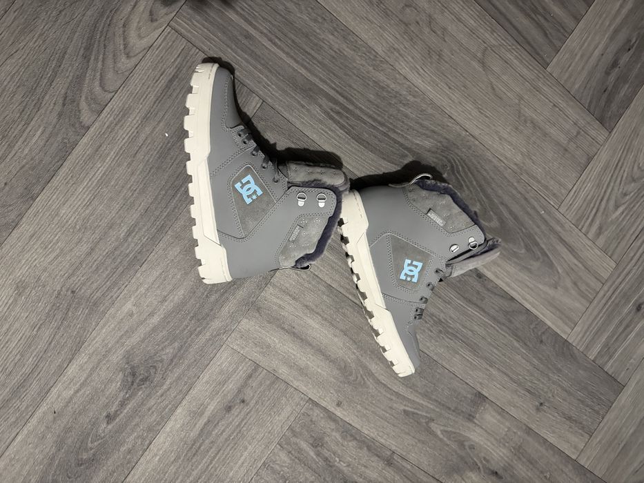 Нові жіночі ботінки DC водонепроникаючі