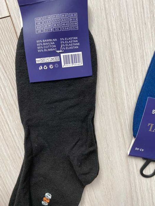 Wyższe skarpety garniturowe męskie