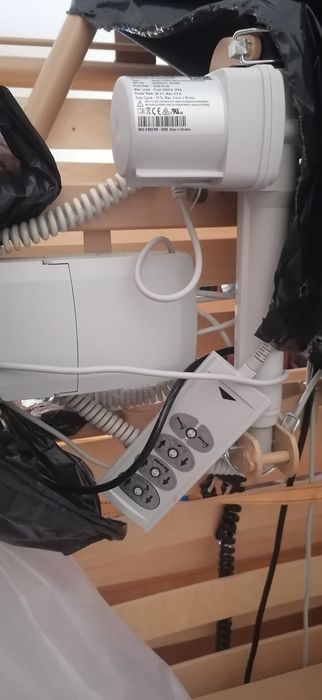 Cama articulada com motor