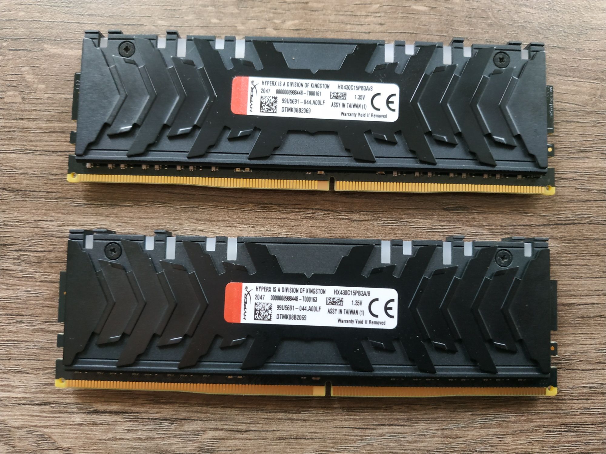 Оперативна пам'ять HyperX DDR4-3000 8192MB  RGB