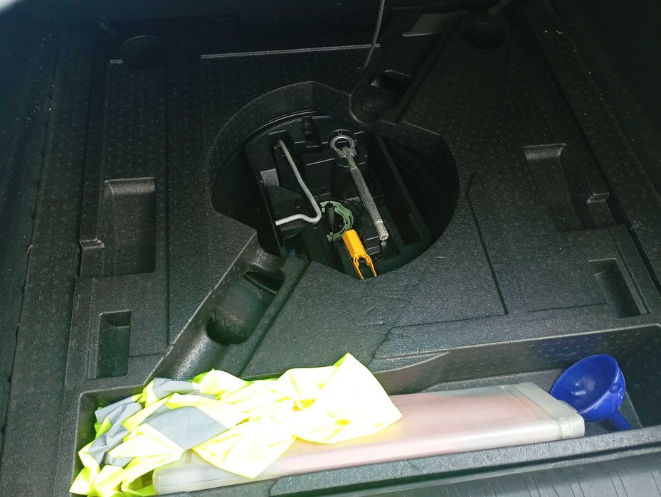 Peugeot 308 Sw II 2015 1.6 blue hdi