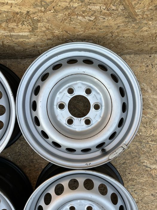 Диски6/130 R16 ET62 цо(діа)84.1 титани диски