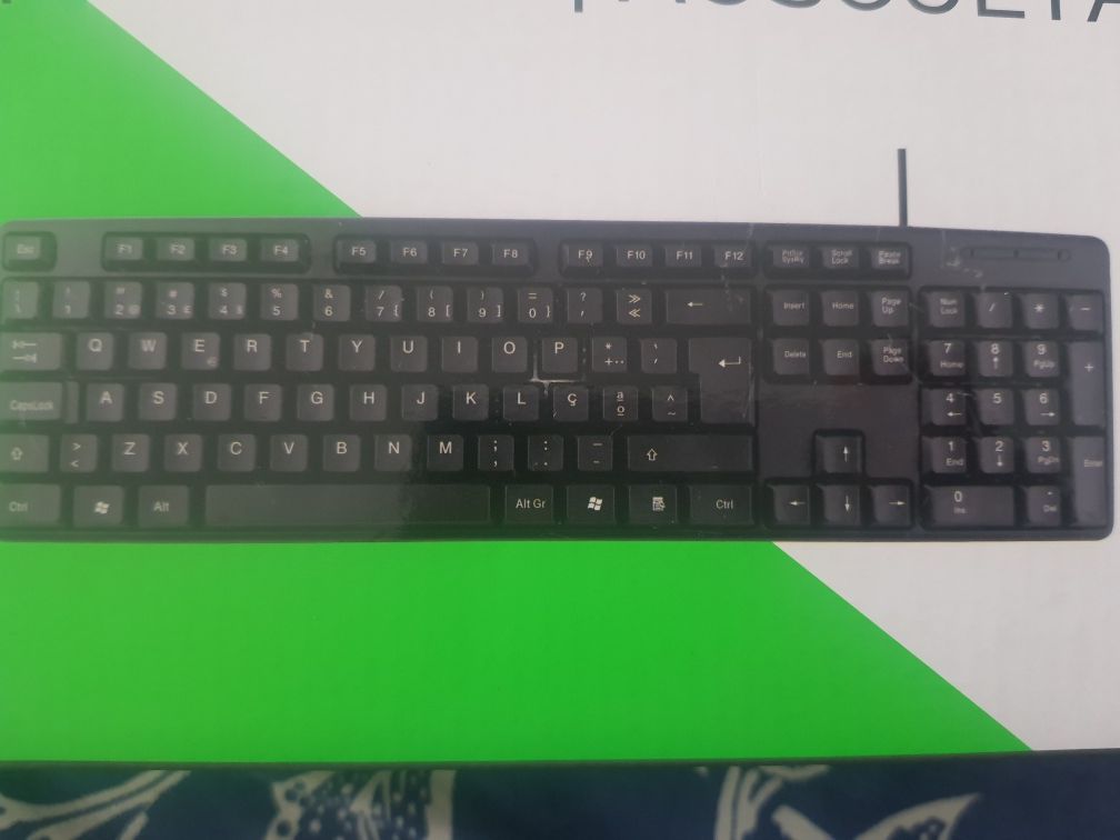 Teclado auscultadores rato tapete NOVO