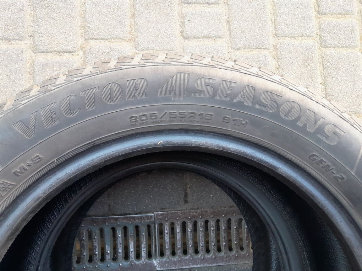 GOODYEAR 205/55R16 91H , pojedyńcza opona wielosezonowa.