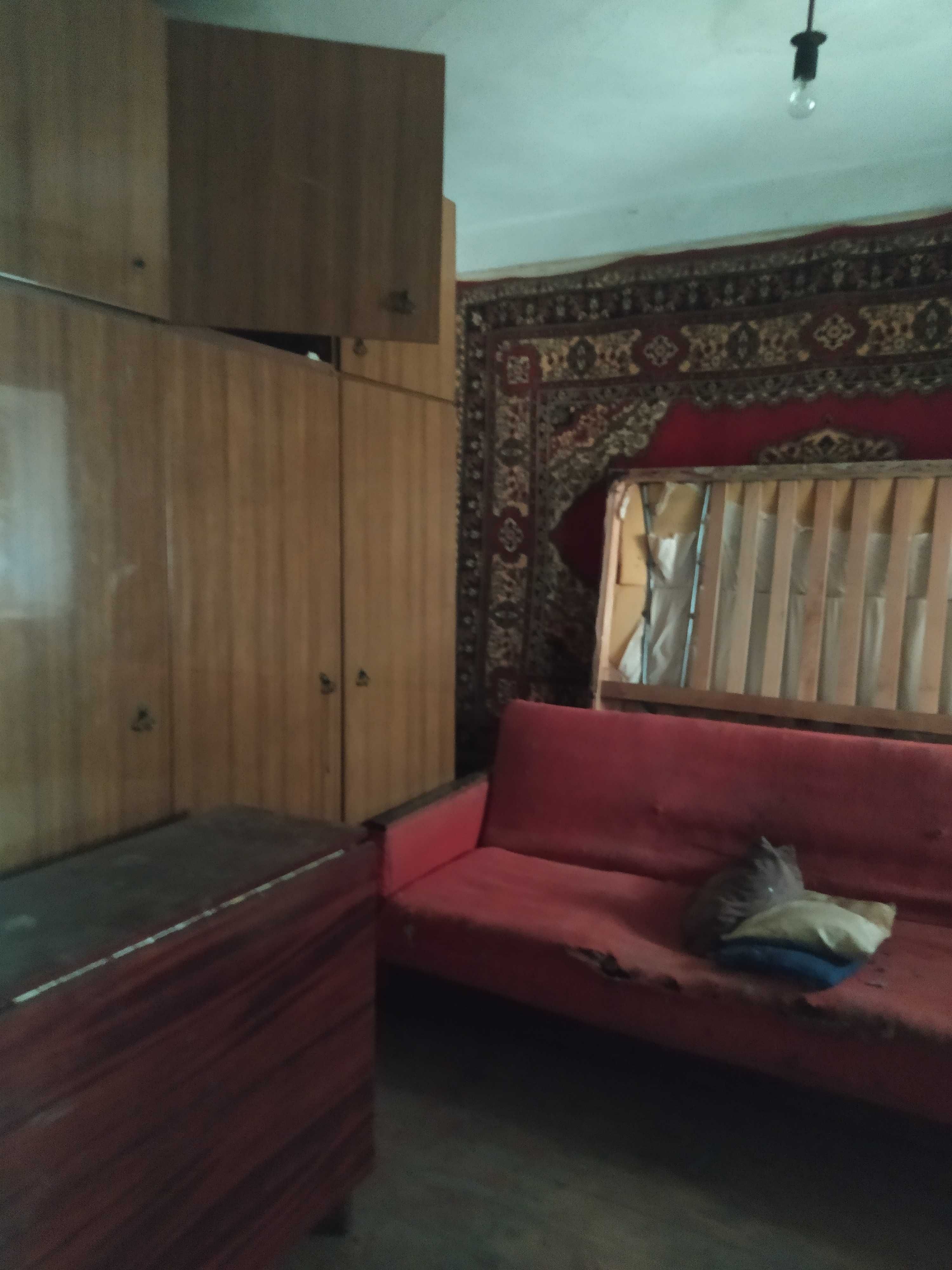 3 к. 1/2 цок этаж 33 кв ул.Скороходова-Левадовская, в/уд под капремонт