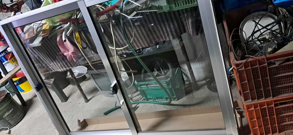 Vendo  janelas aluminio